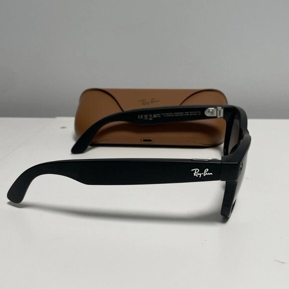 Ray-Ban Meta Wayfarer (Gen 2) (RW4012) - Picture 4 of 11